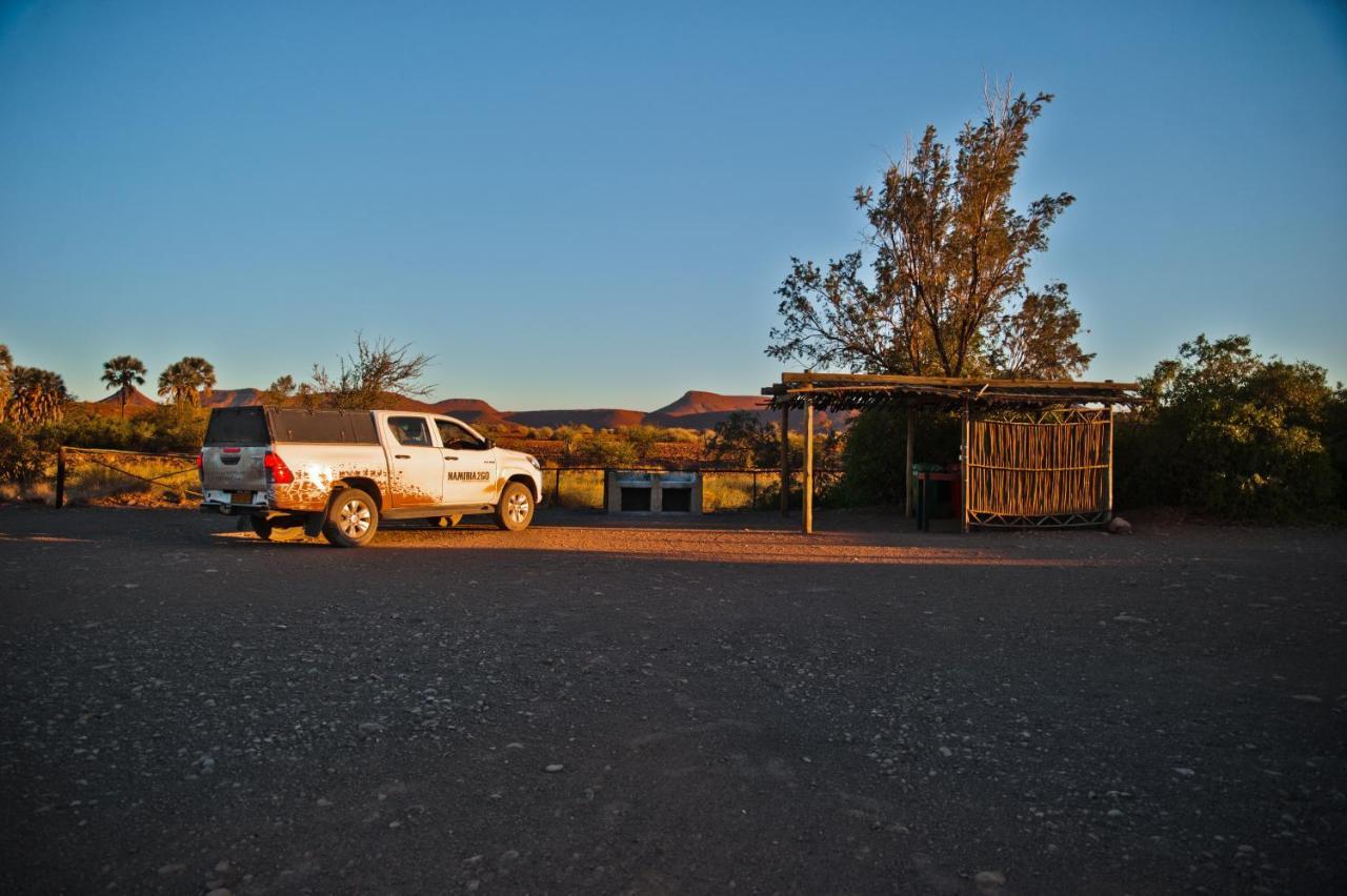 Palmwag Campsite Exteriör bild